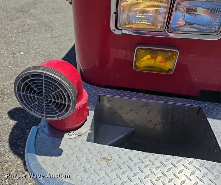 image for item EF3622 2003 Pierce Dash pumper fire truck