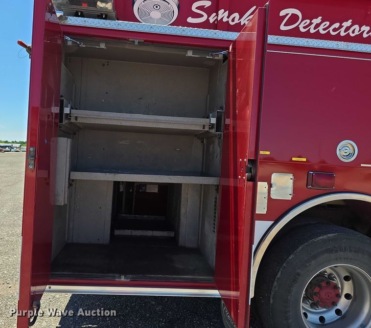 image for item EF3622 2003 Pierce Dash pumper fire truck