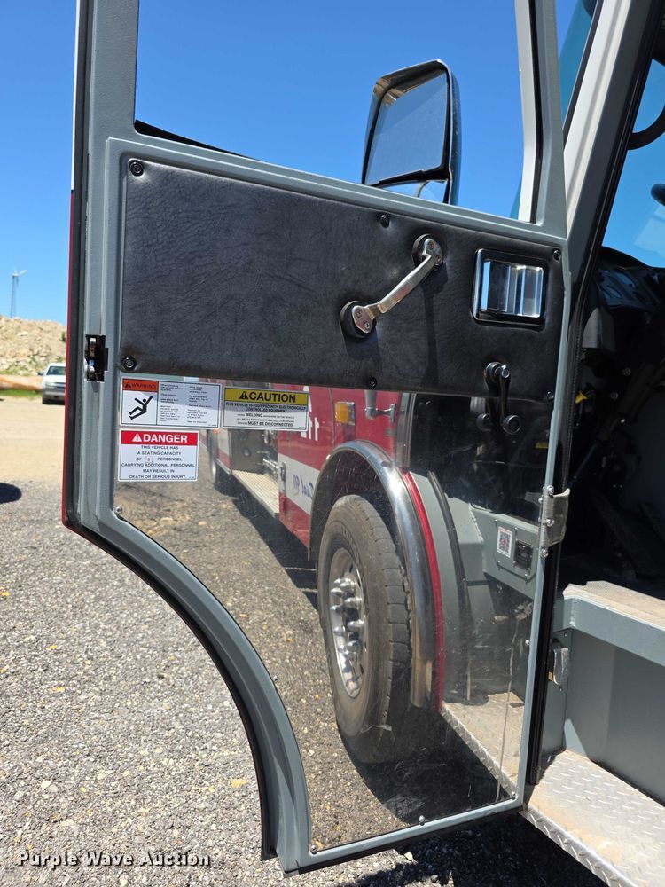 image for item EF3622 2003 Pierce Dash pumper fire truck