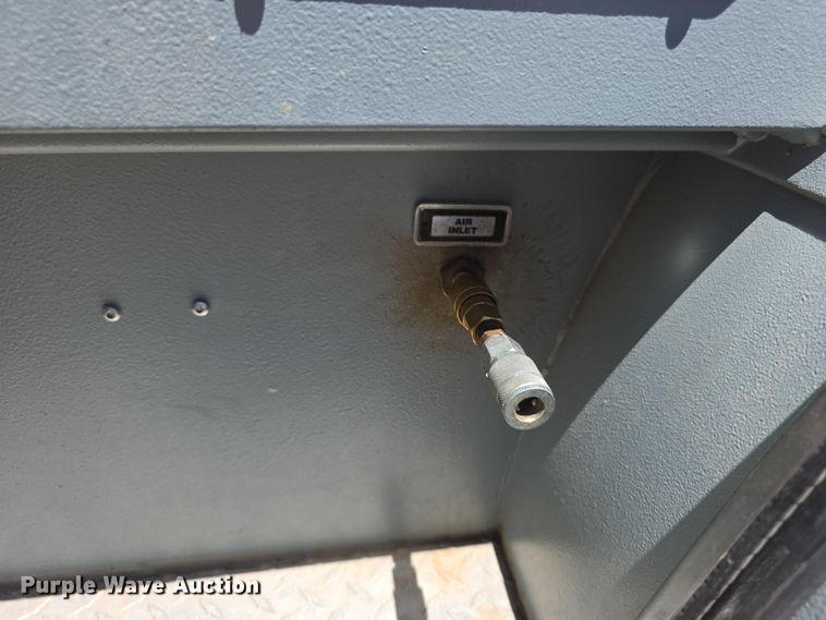 image for item EF3622 2003 Pierce Dash pumper fire truck