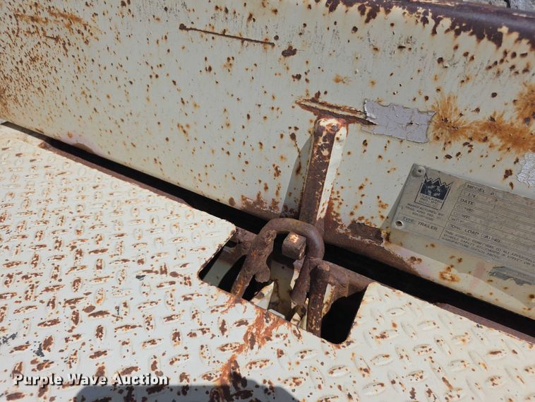 image for item EF3623 2000 Trail King TK40RB tilt deck equipment trailer