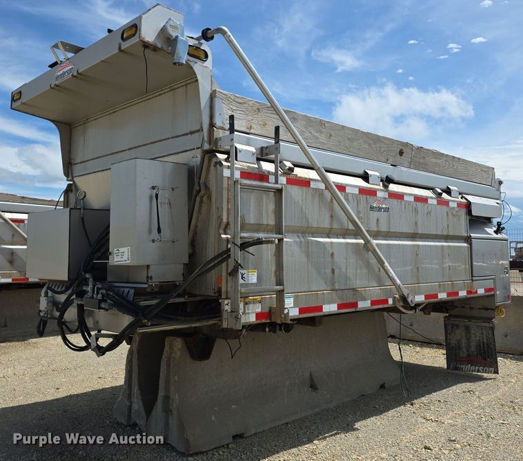 image for item EF3625 Henderson salt spreader