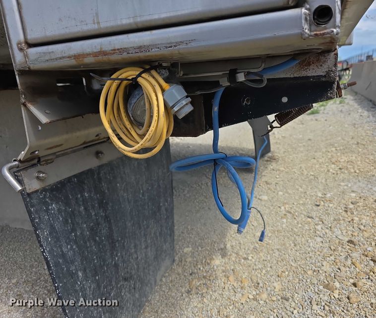 image for item EF3625 Henderson salt spreader