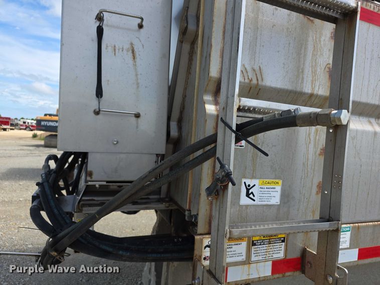 image for item EF3625 Henderson salt spreader