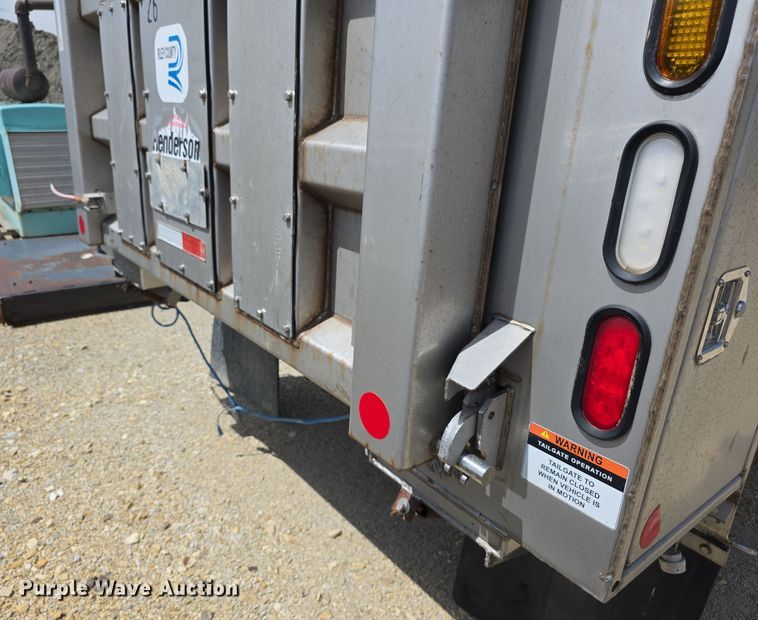 image for item EF3625 Henderson salt spreader