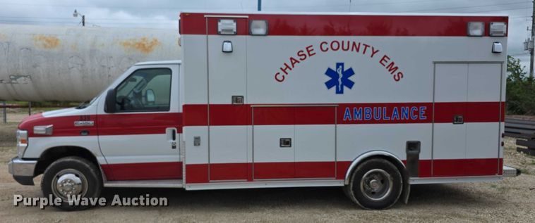 image for item EF3626 2008 Ford E450 Super Duty ambulance