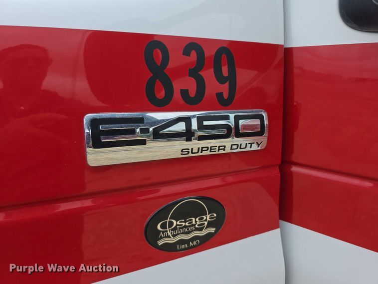 image for item EF3626 2008 Ford E450 Super Duty ambulance