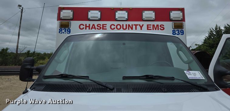 image for item EF3626 2008 Ford E450 Super Duty ambulance
