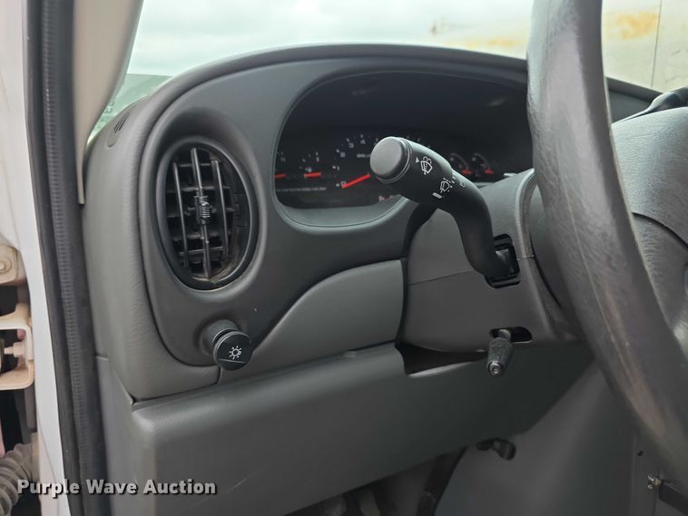 image for item EF3626 2008 Ford E450 Super Duty ambulance