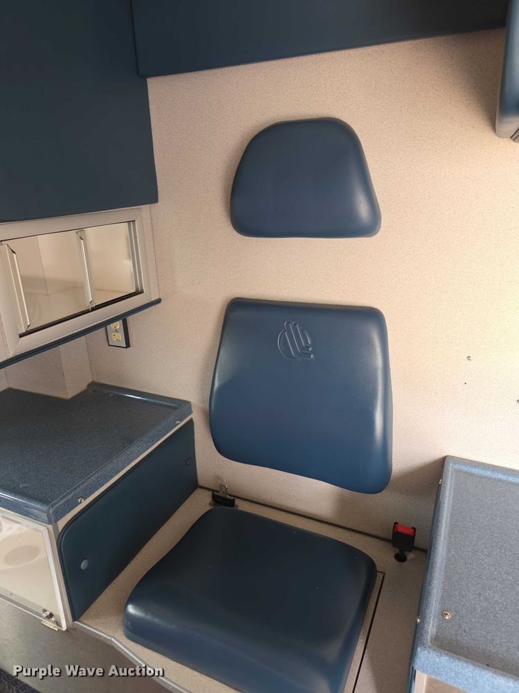 image for item EF3626 2008 Ford E450 Super Duty ambulance