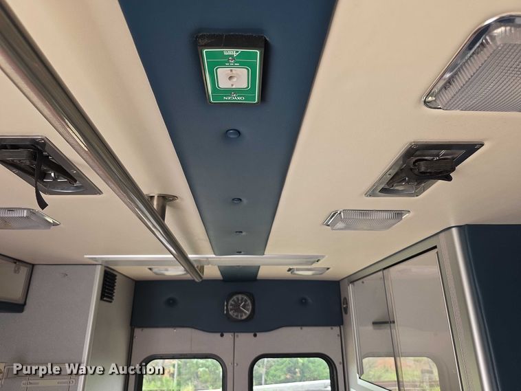 image for item EF3626 2008 Ford E450 Super Duty ambulance