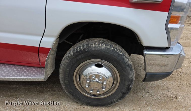 image for item EF3626 2008 Ford E450 Super Duty ambulance