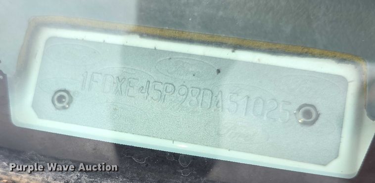 image for item EF3626 2008 Ford E450 Super Duty ambulance