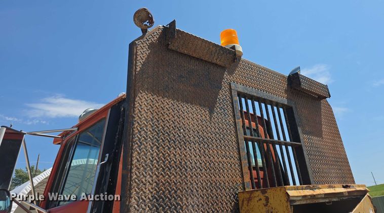 image for item EF3636 1984 ford LTL9000 semi truck