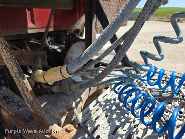 image for item EF3636 1984 ford LTL9000 semi truck