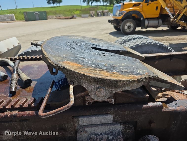 image for item EF3636 1984 ford LTL9000 semi truck