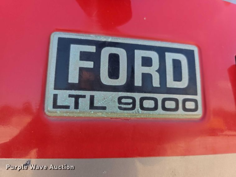 image for item EF3636 1984 ford LTL9000 semi truck