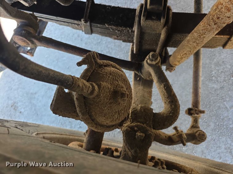 image for item EF3636 1984 ford LTL9000 semi truck