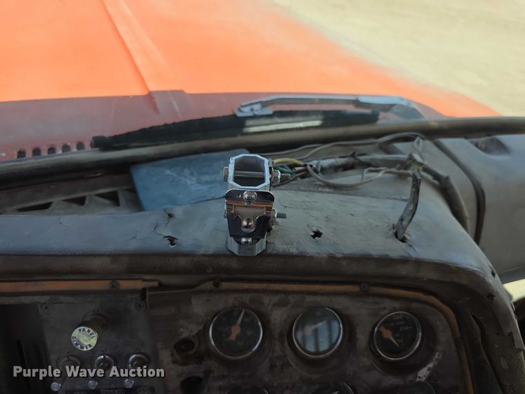 image for item EF3636 1984 ford LTL9000 semi truck