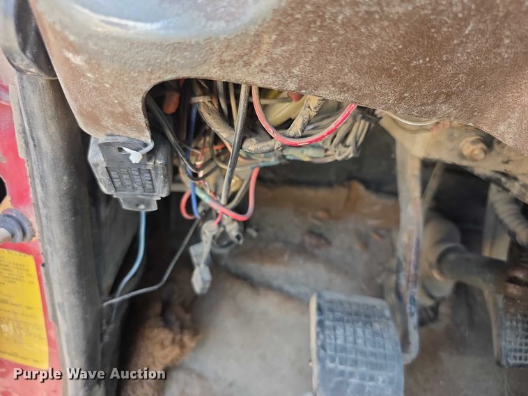 image for item EF3636 1984 ford LTL9000 semi truck