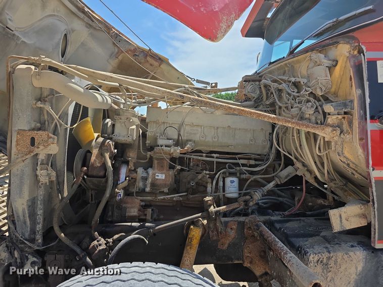 image for item EF3636 1984 ford LTL9000 semi truck