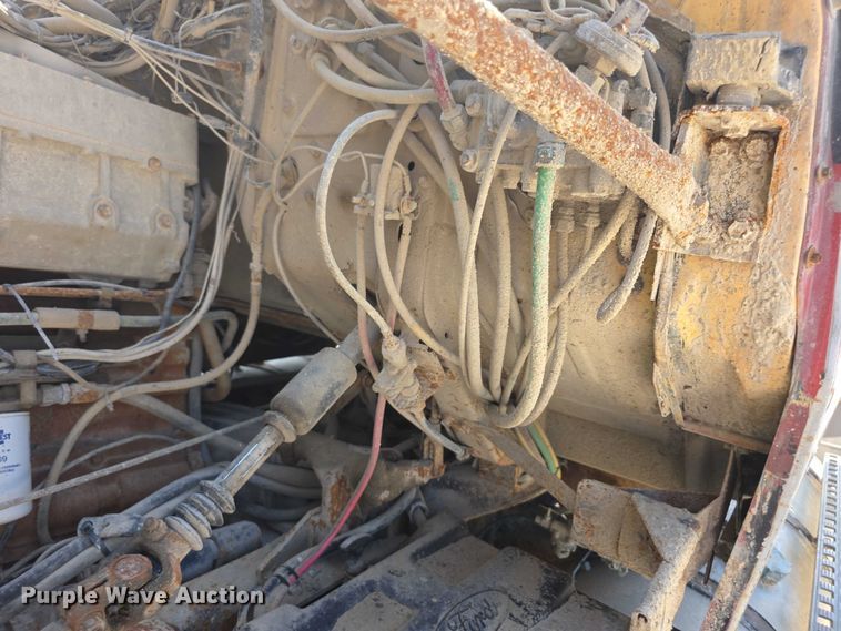 image for item EF3636 1984 ford LTL9000 semi truck