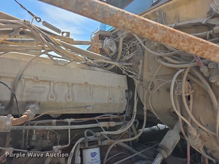 image for item EF3636 1984 ford LTL9000 semi truck