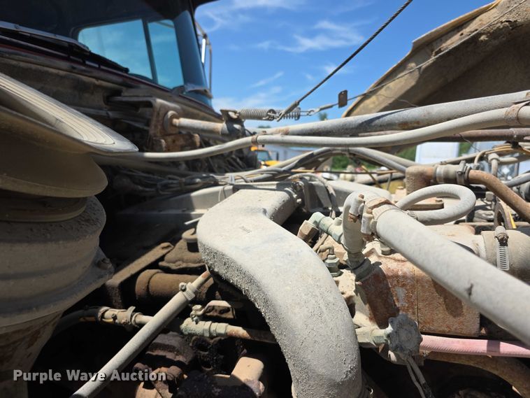 image for item EF3636 1984 ford LTL9000 semi truck