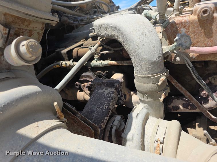 image for item EF3636 1984 ford LTL9000 semi truck