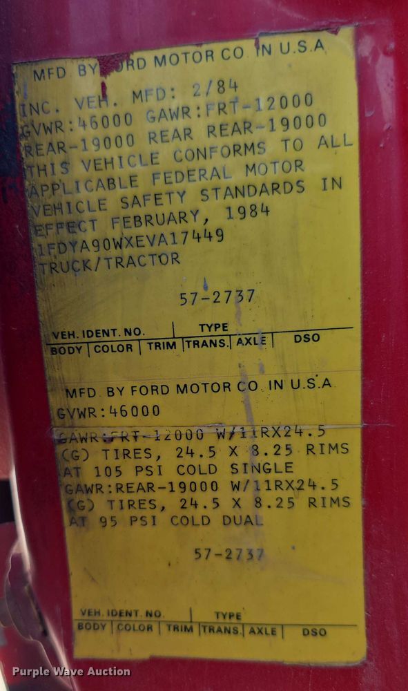 image for item EF3636 1984 ford LTL9000 semi truck