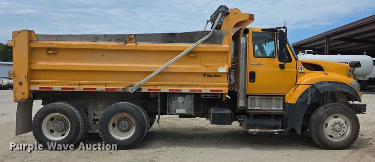 image for item EF3637 2014 International 7600 dump truck