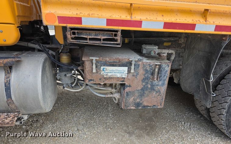 image for item EF3637 2014 International 7600 dump truck