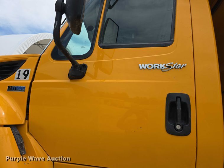 image for item EF3637 2014 International 7600 dump truck