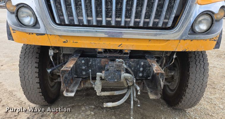 image for item EF3637 2014 International 7600 dump truck