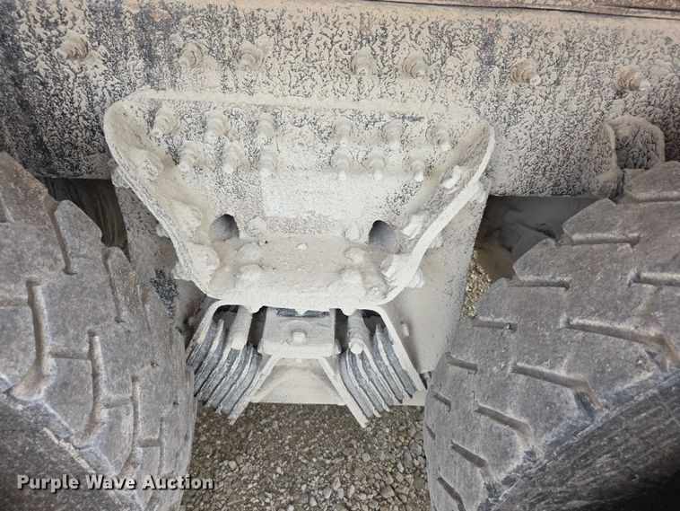 image for item EF3637 2014 International 7600 dump truck