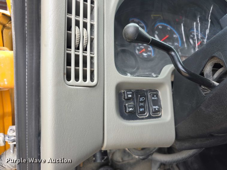 image for item EF3637 2014 International 7600 dump truck