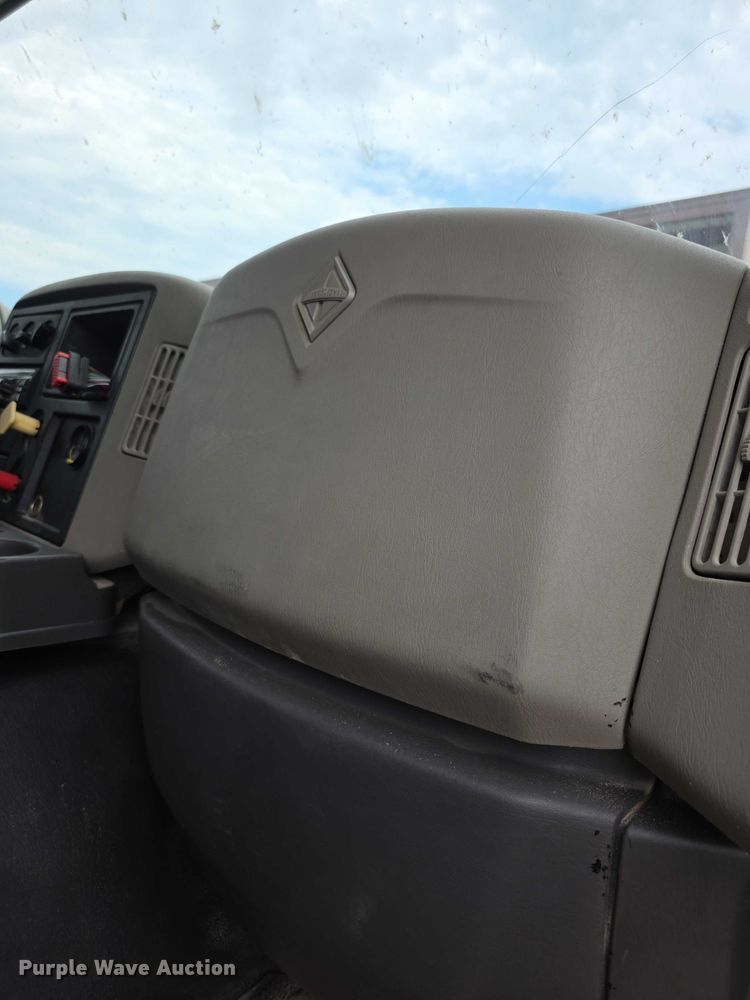 image for item EF3637 2014 International 7600 dump truck