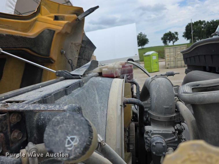 image for item EF3637 2014 International 7600 dump truck