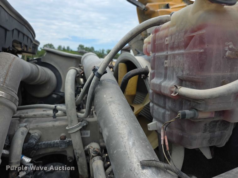 image for item EF3637 2014 International 7600 dump truck