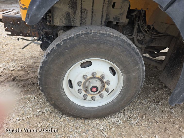 image for item EF3637 2014 International 7600 dump truck