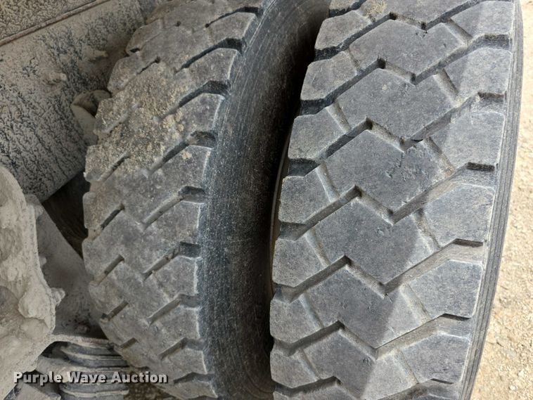 image for item EF3637 2014 International 7600 dump truck