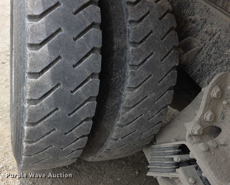 image for item EF3637 2014 International 7600 dump truck