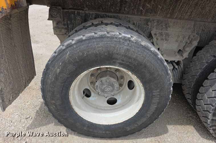 image for item EF3637 2014 International 7600 dump truck