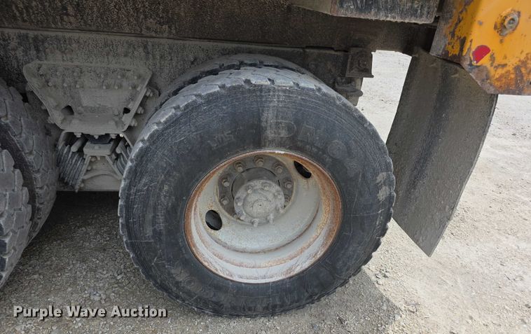 image for item EF3637 2014 International 7600 dump truck