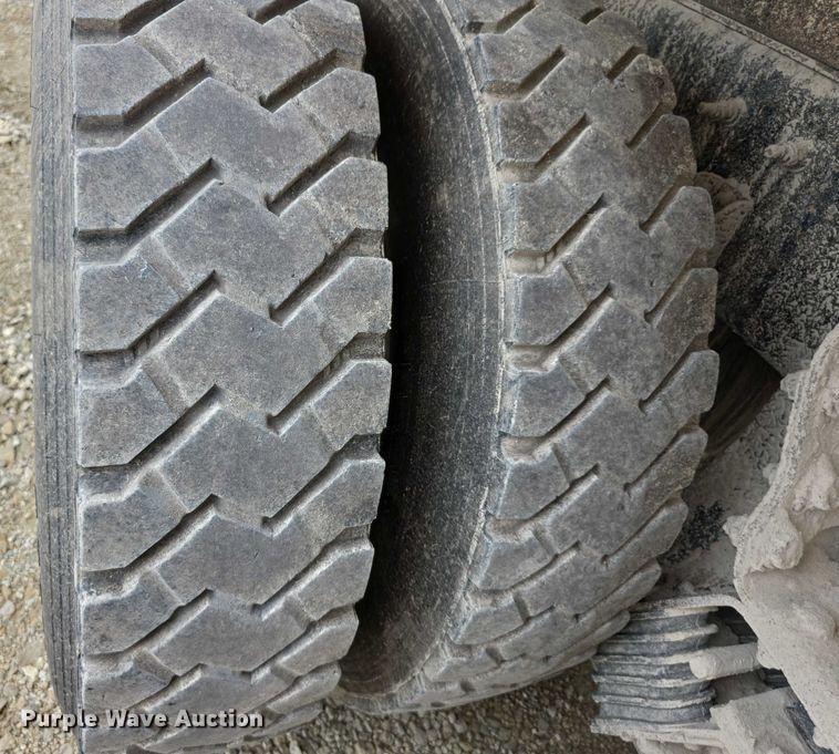 image for item EF3637 2014 International 7600 dump truck