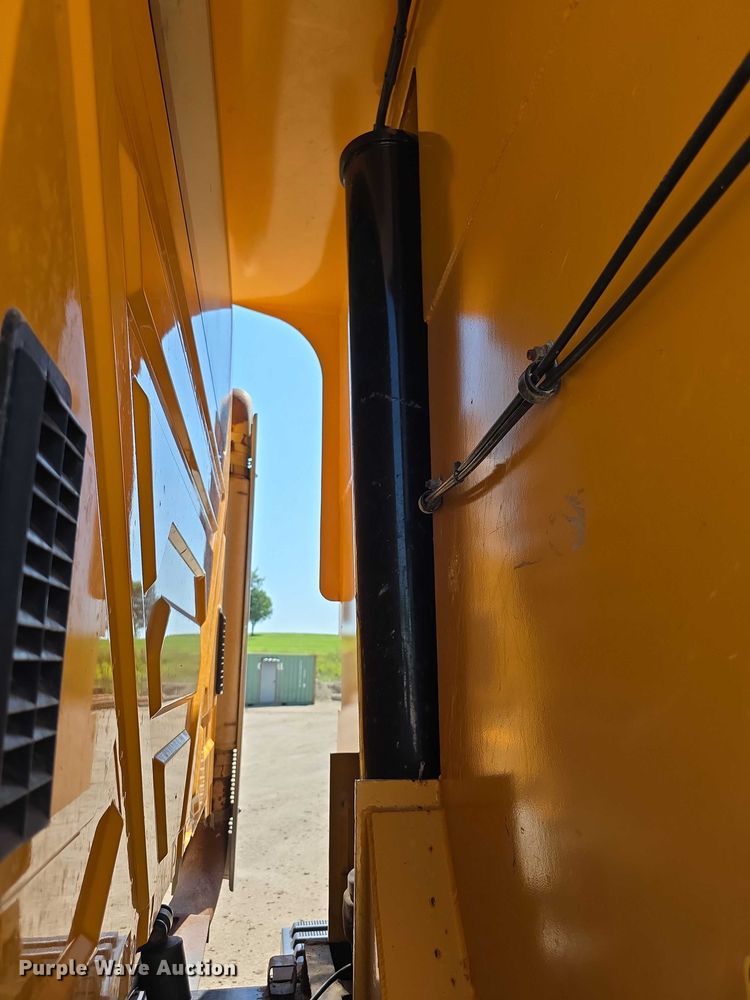 image for item EF3638 2014 International 7600 dump truck