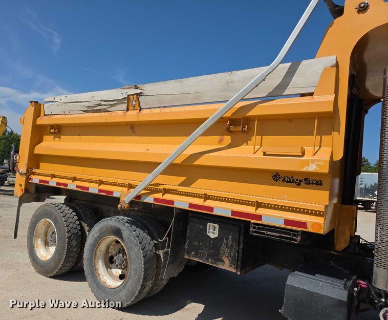 image for item EF3638 2014 International 7600 dump truck