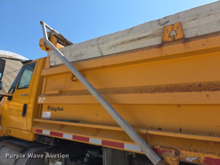 image for item EF3638 2014 International 7600 dump truck