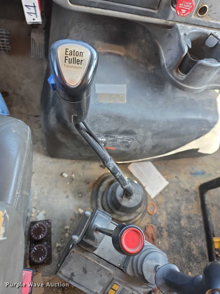 image for item EF3638 2014 International 7600 dump truck