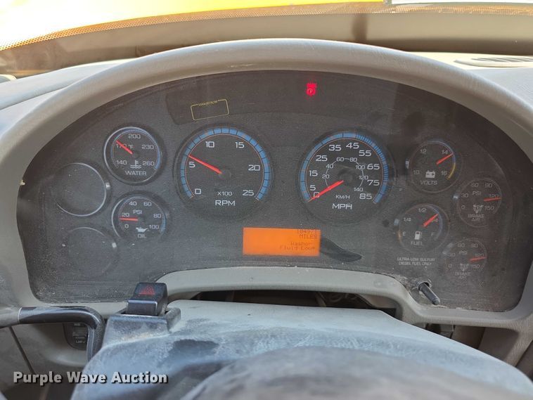 image for item EF3638 2014 International 7600 dump truck